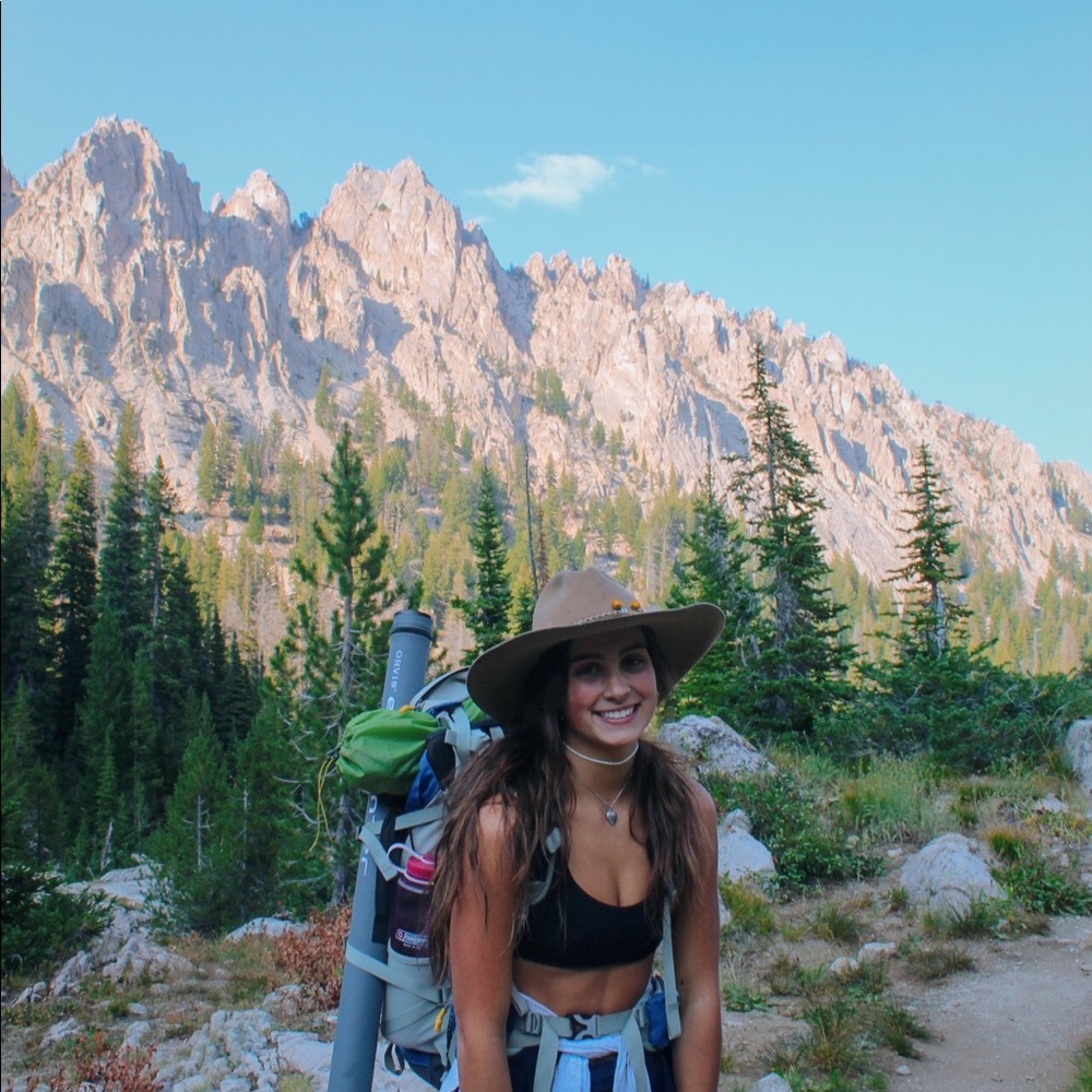 Meet your Posher, Robin